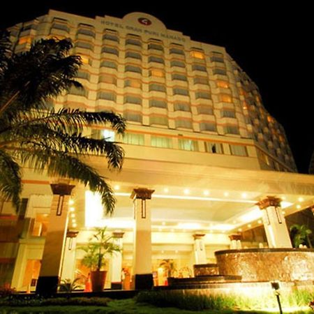Hotel Gran Puri Manado Esterno foto