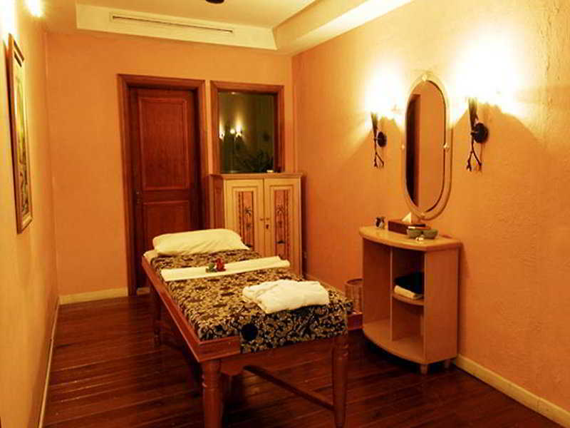 Hotel Gran Puri Manado Esterno foto